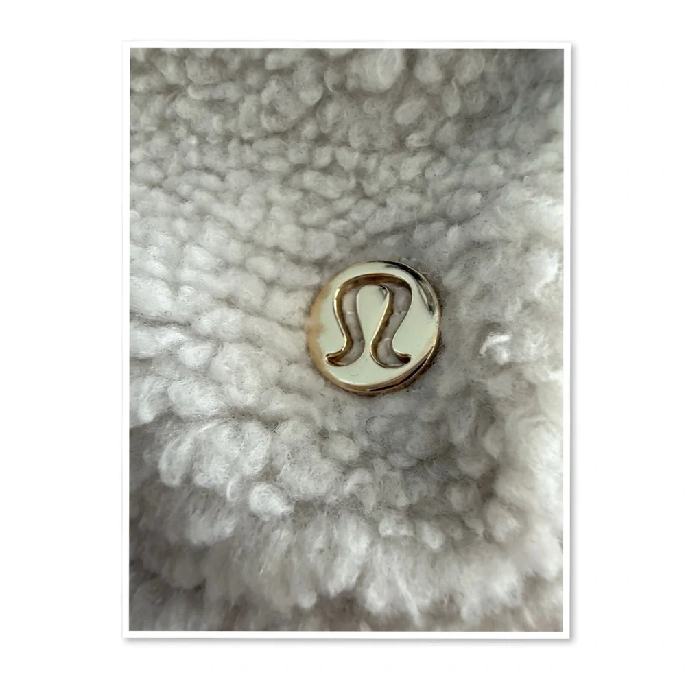 Lululemon Athletica Ivory Fleece Everywhere Bag With Belt - Picture 8 of 15